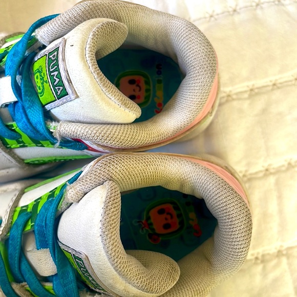 PUMA X Cocomelon sneakers - Size 6C - Picture 5 of 8